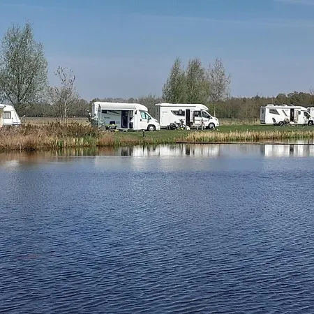 Wetland Vakantiehuisjes Holiday home *